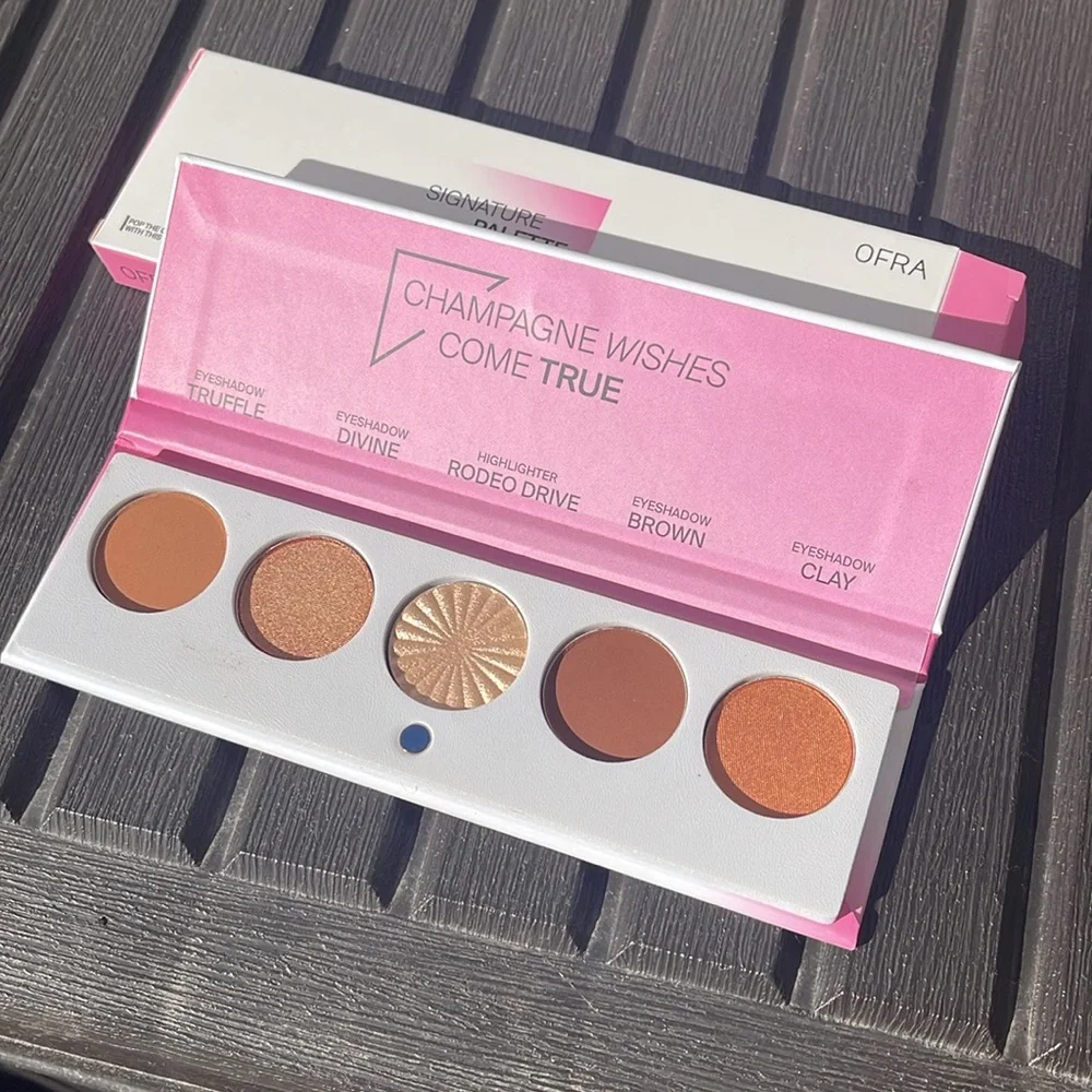 OFRA Cosmetics - Signature Luxe Eyeshadow Palette